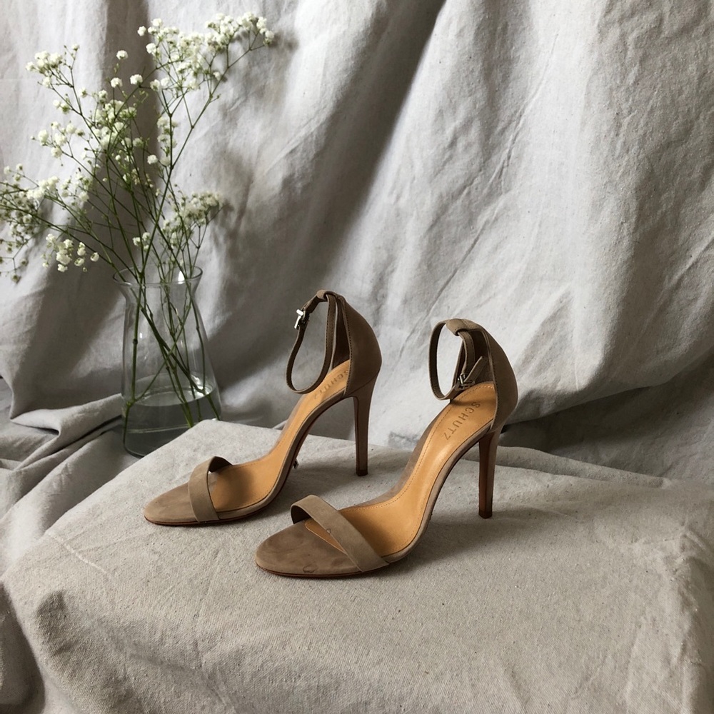 SCHUTZ Cadey Lee Heel in Neutral